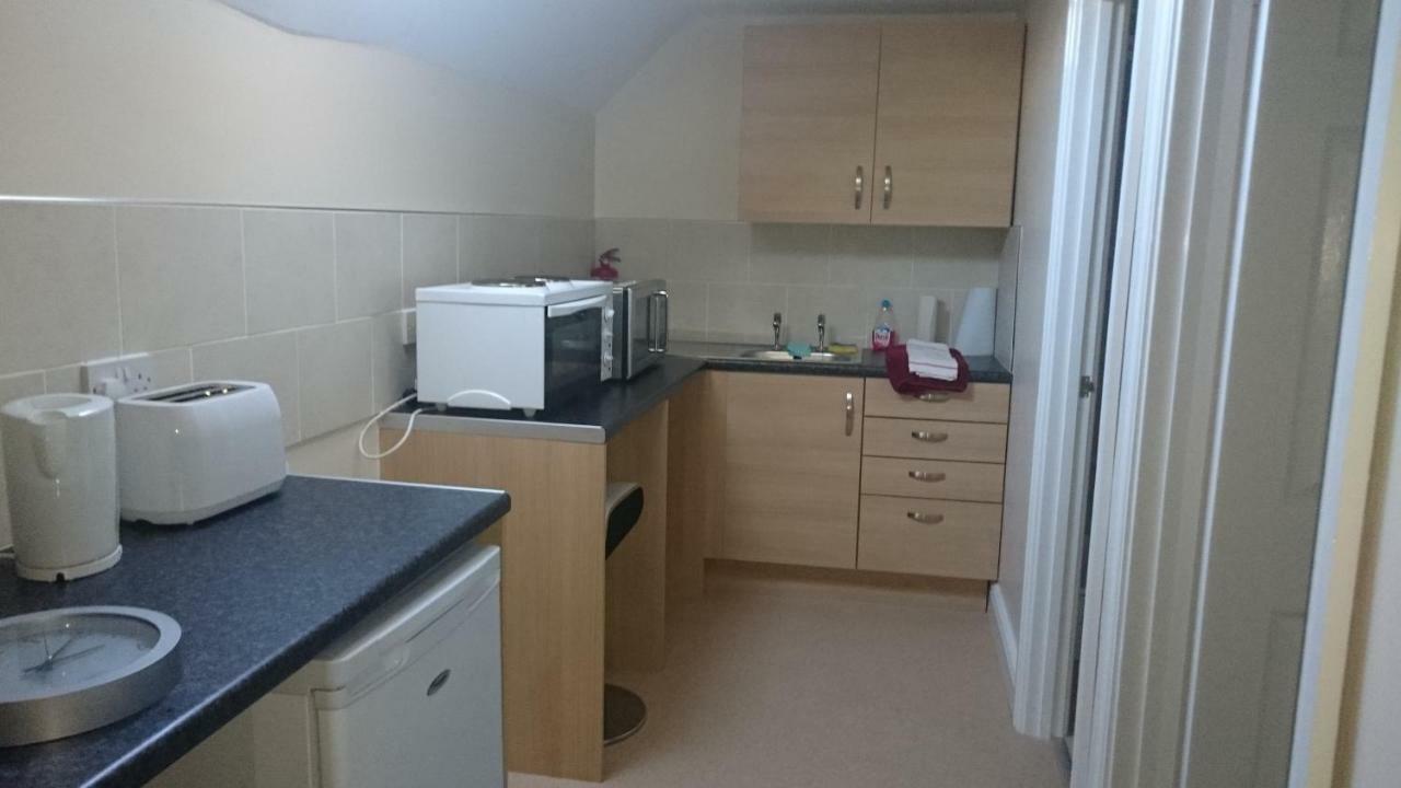 Mount Pleasant Hotell Aberdare Exteriör bild