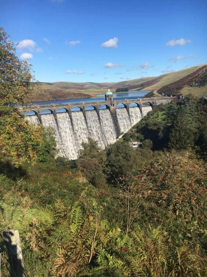 Mount Pleasant Hotell Aberdare Exteriör bild