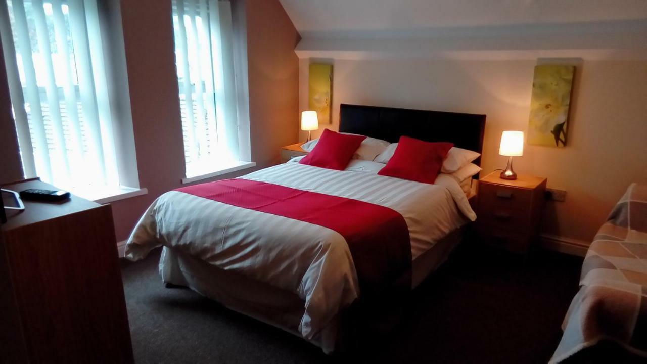 Mount Pleasant Hotell Aberdare Exteriör bild