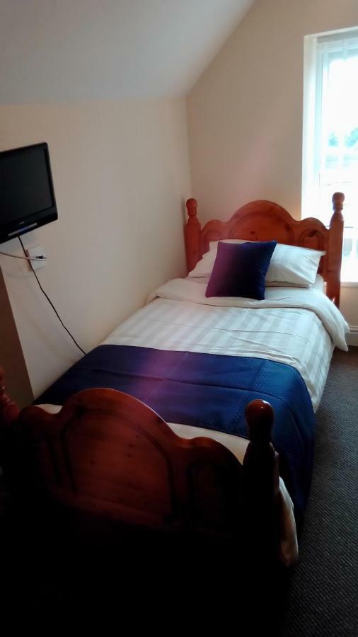 Mount Pleasant Hotell Aberdare Exteriör bild